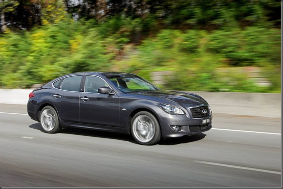 Infinite M sedan (2)