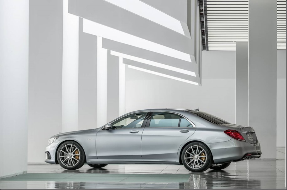 Mercedes-Benz S 63 AMG (V221) 2013