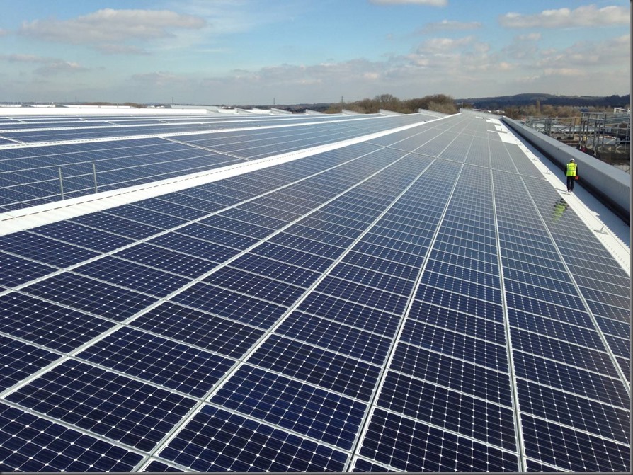Jaguar Land Rover installs UK's largest rooftop solar panel array at its Engine Manufacturing Centre Jaguar Land Rover installs UK's largest rooftop solar panel array at its Engine Manufacturing Centre