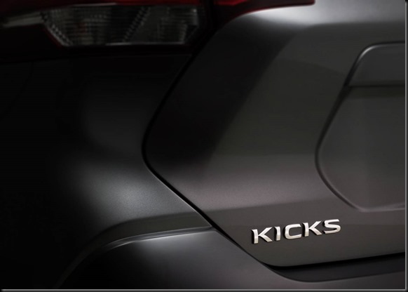 Carlos Ghosn, Presidente e CEO da Nissan, confirma a produção 