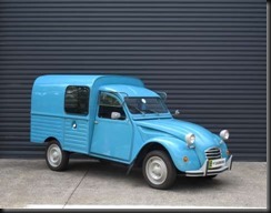 restored-left-hand-drive-1971-Citroen-AK400-Fourgonnette-van-that-was-believed-to-have-had-just-three-owners-from-new-sold-$21,500 restored-left-hand-drive-1971-Citroen-AK400-Fourgonnette-van-that-was-believed-to-have-had-just-three-owners-from-new-sold-$21,500