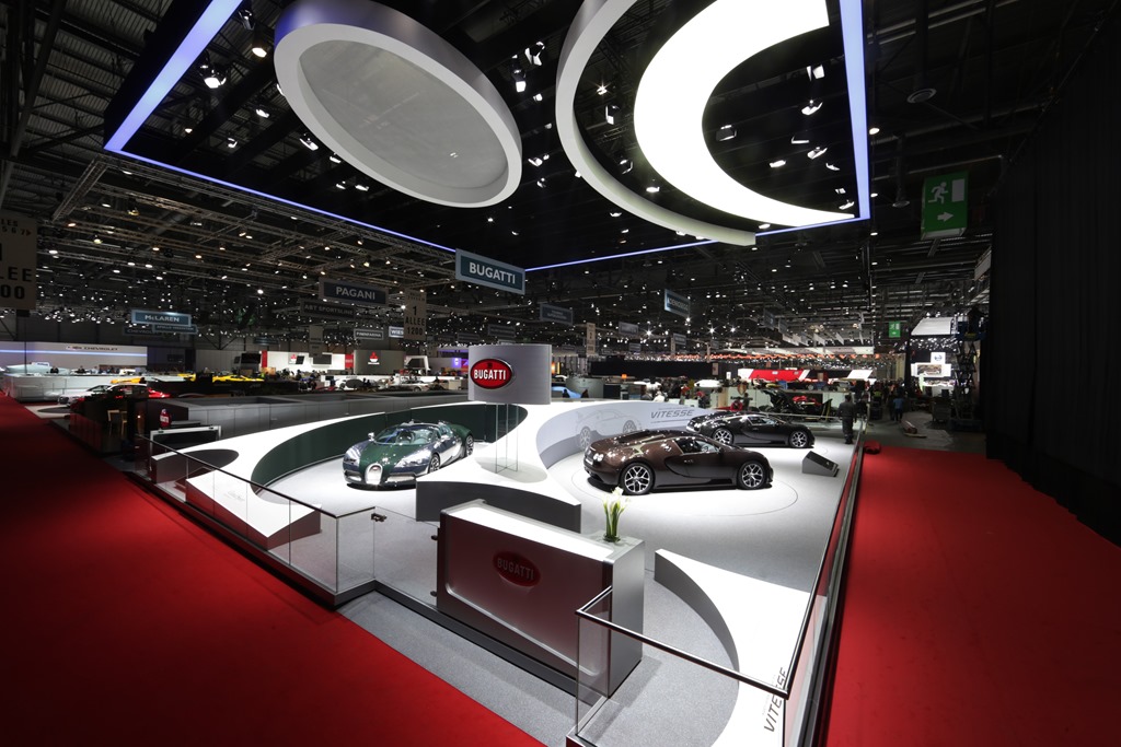 bugatti-Geneva-2013-Booth.jpg