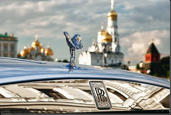 Rolls Royce to build a posh SUV. Wow what next?