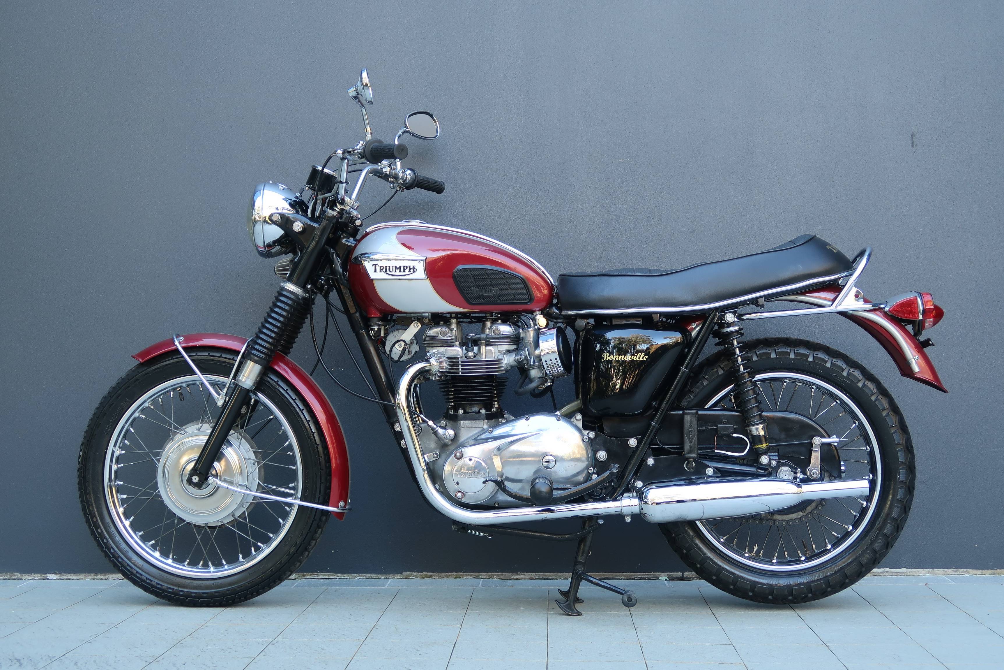 shannons-1970 -Triumph -Bonneville -T120R