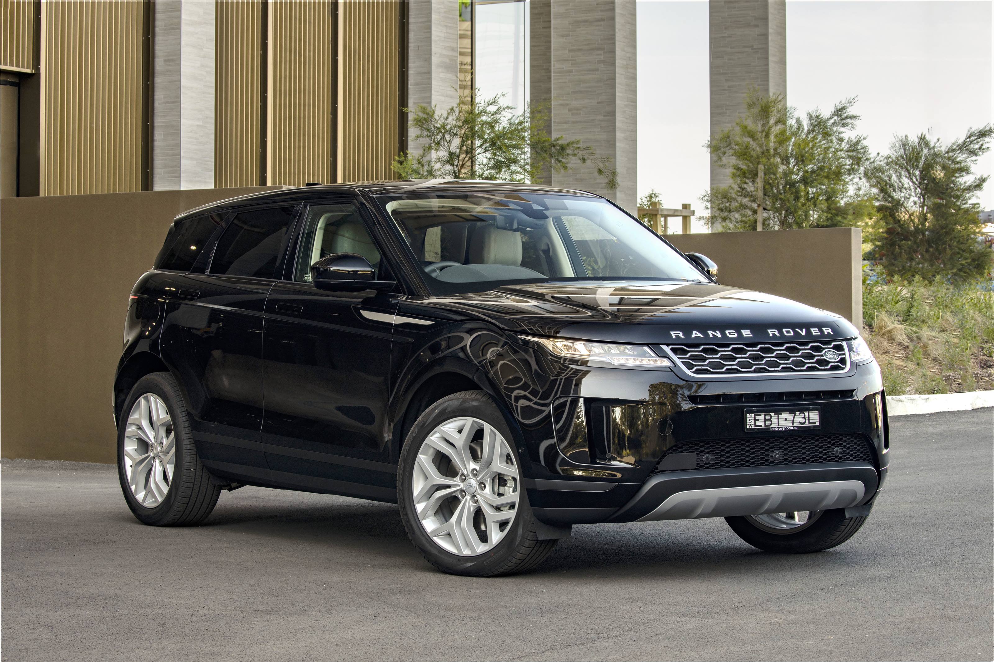 20MY-Evoque-NarvikBlack (2)