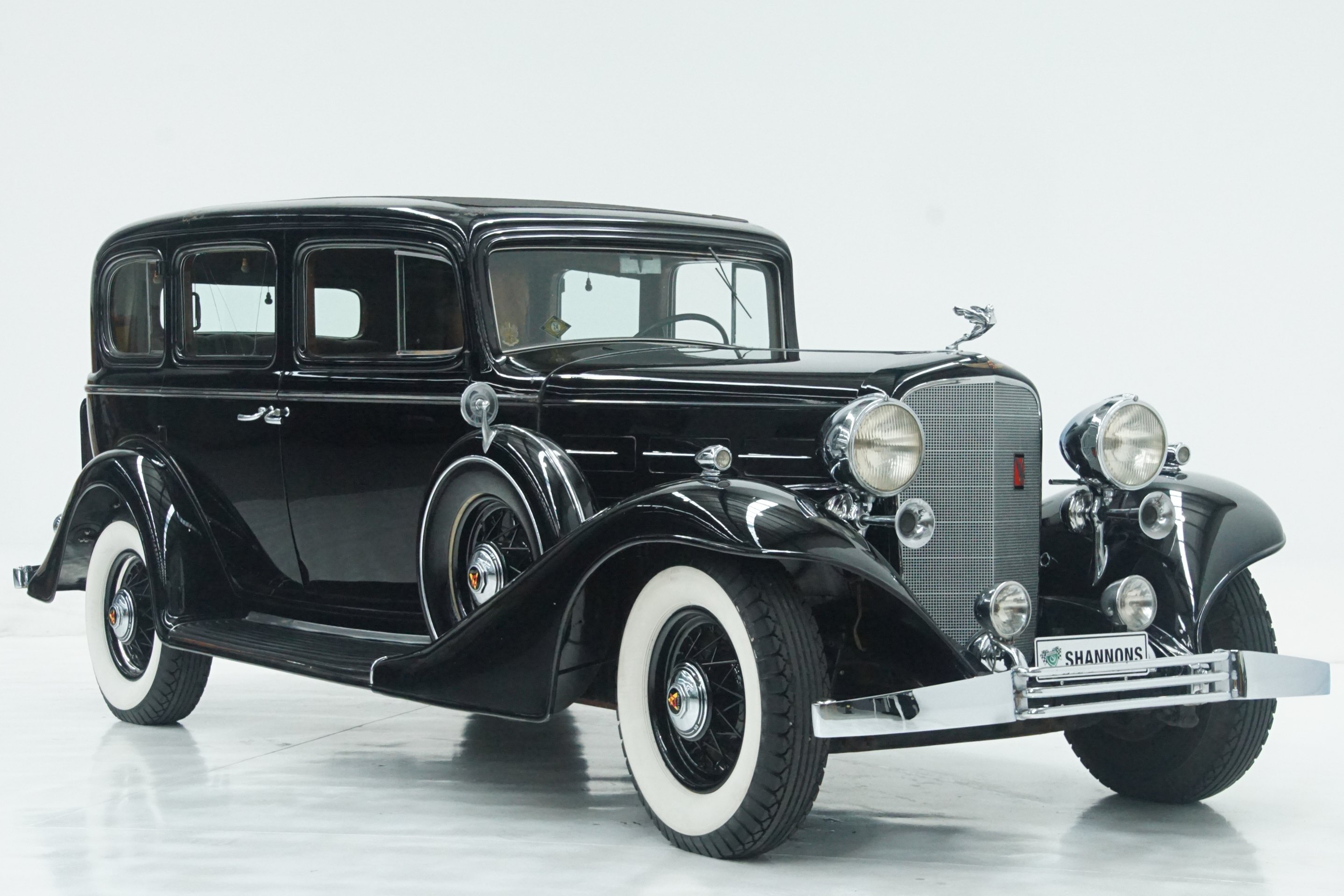 1933 Cadillac V12 370C 7-Seater Sedan