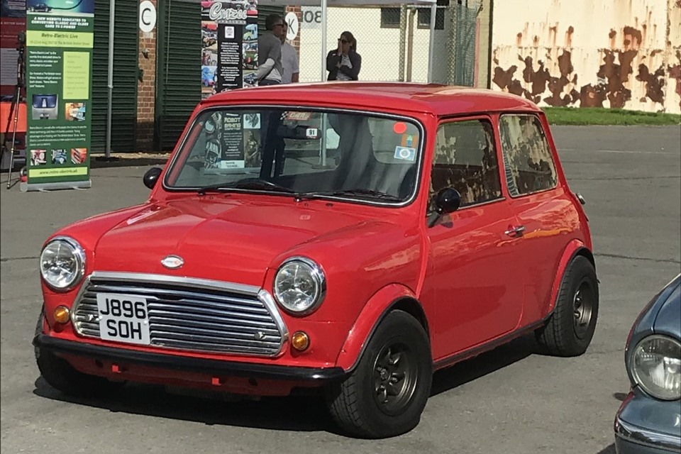 UK -Automotive -Industry -Group -Breakfast -Meeting-classic mini