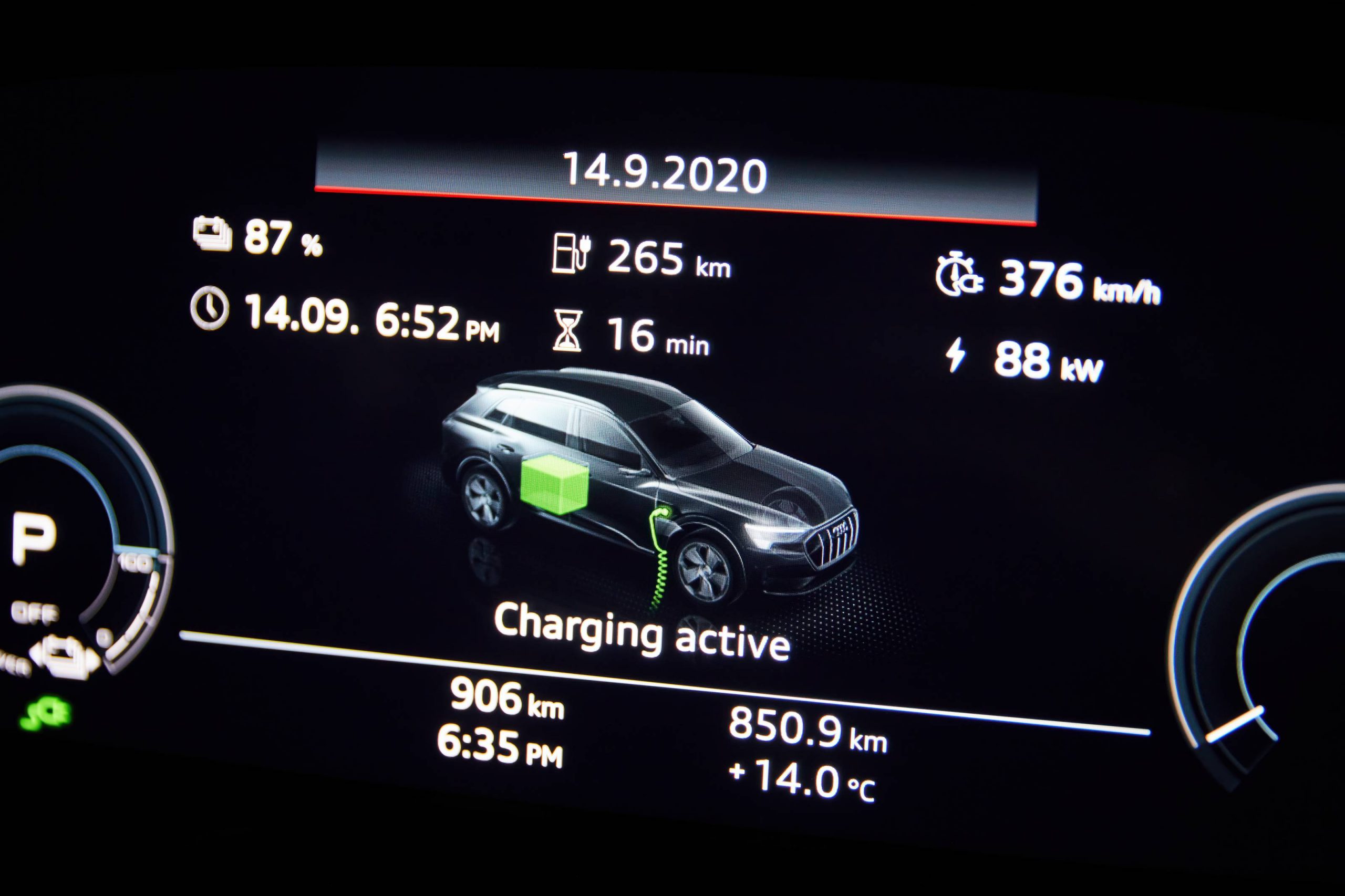 2020 Audi e-tron 55 Sportback