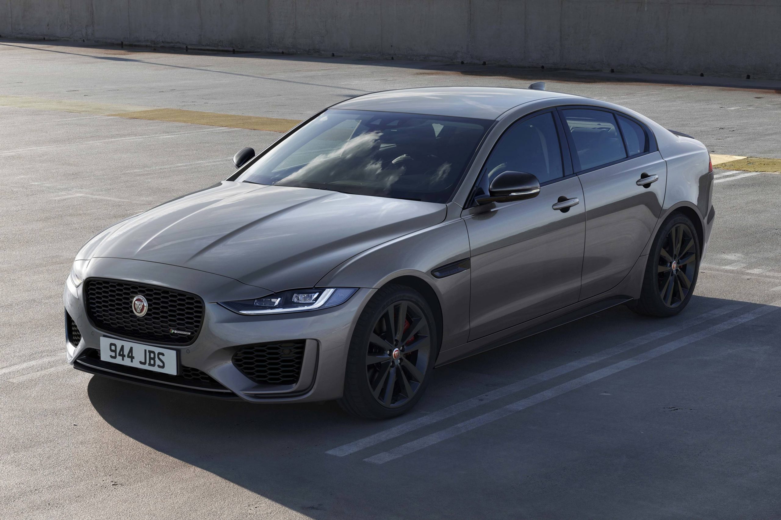Jaguar_XE_21MY_gaycarboys (3)