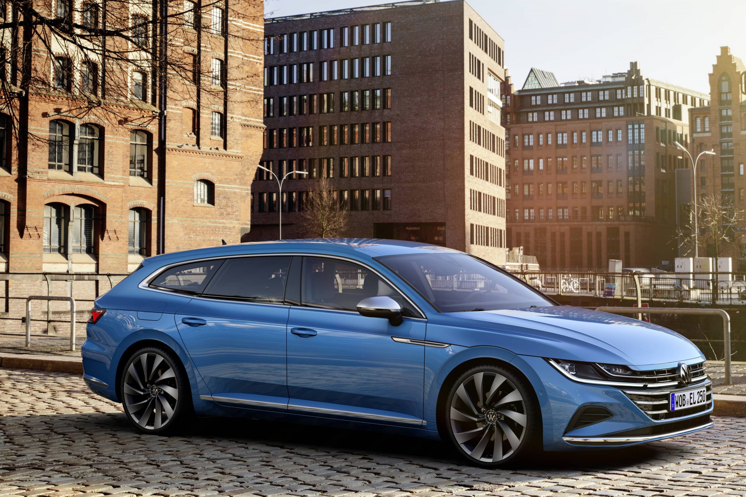 VW-UK-Arteon-shooting-brake-gaycarboys (1)