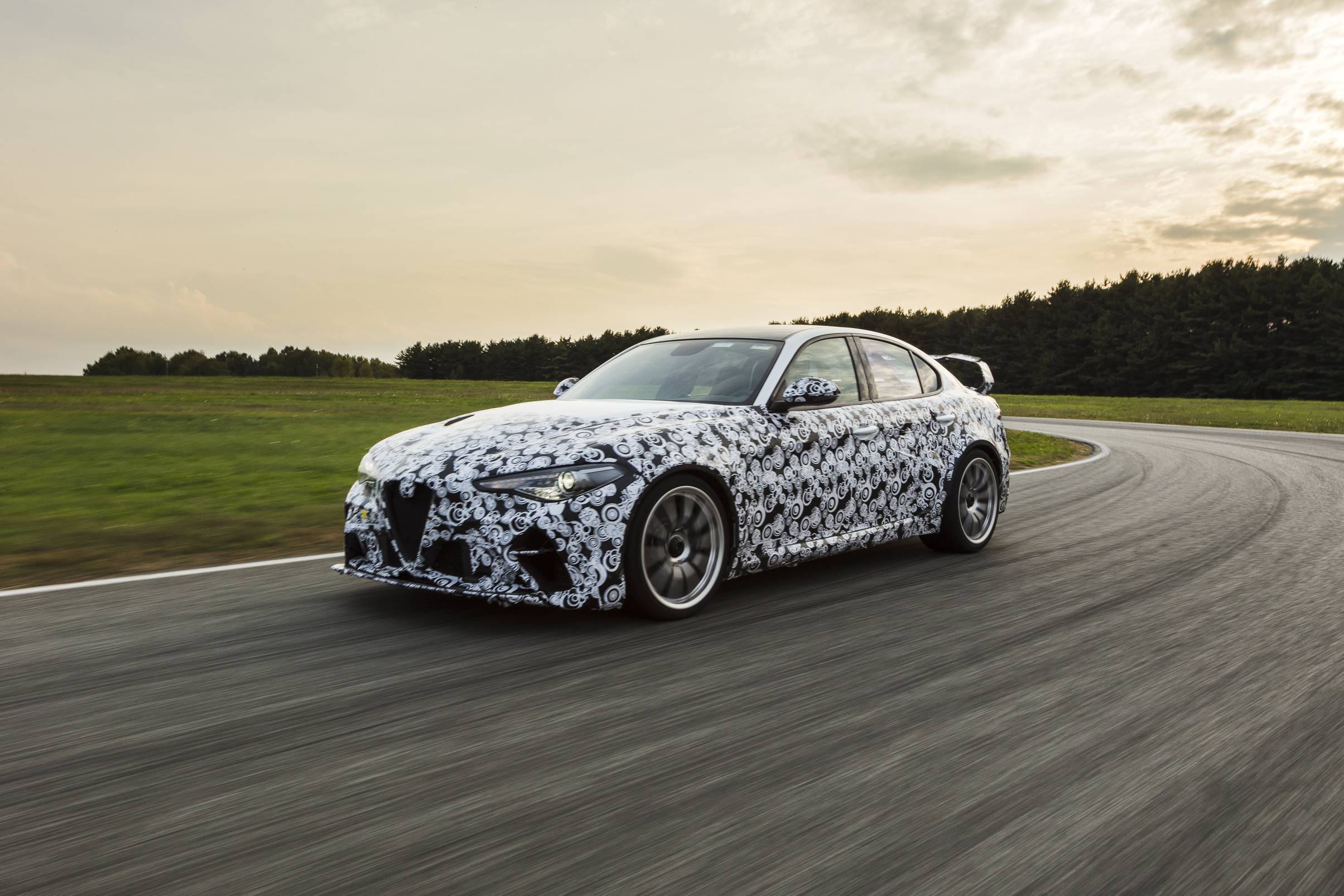 alfa-Giulia-GTA-prototype-at-Balocco (4)