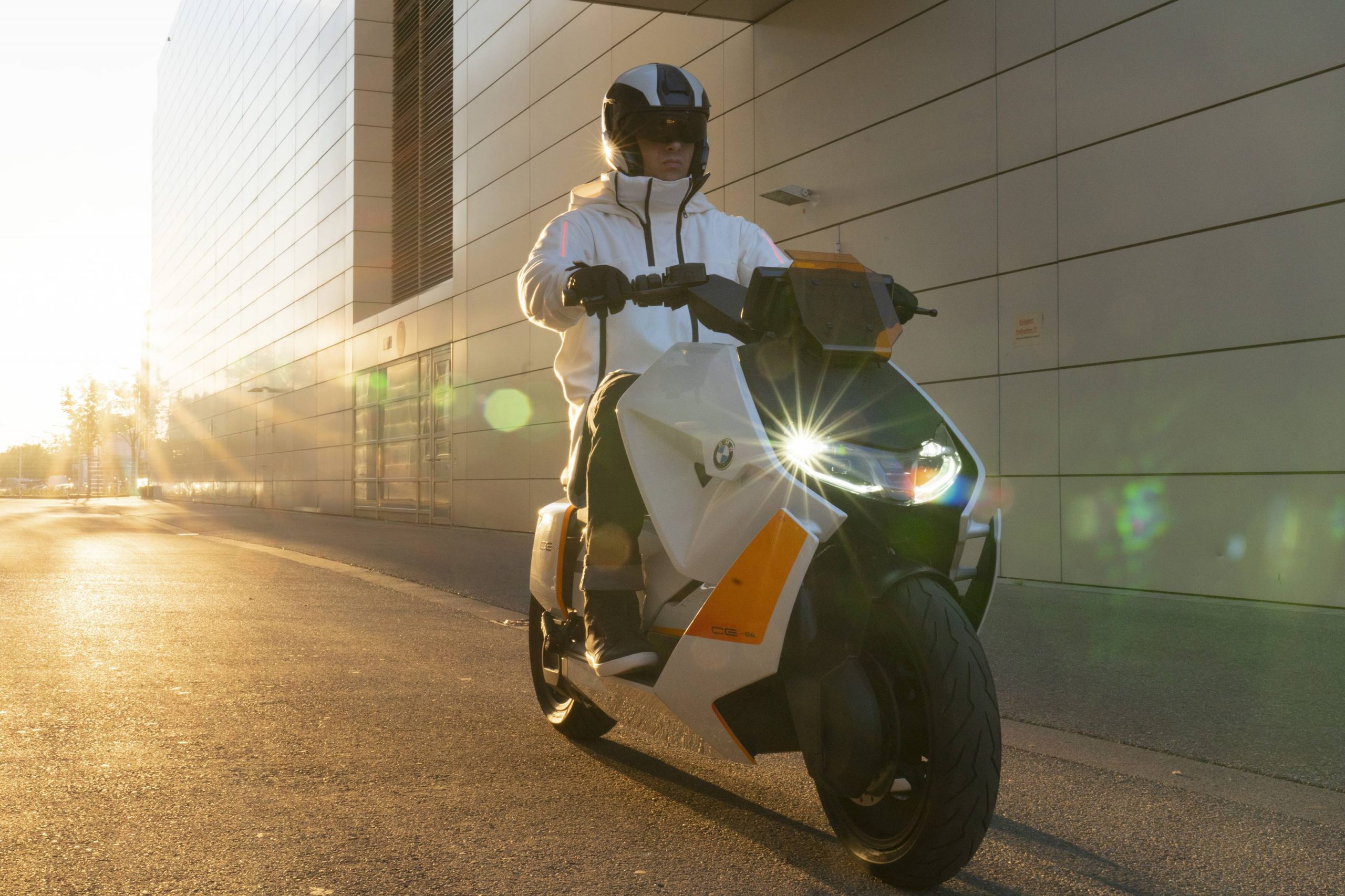 BMW -Motorrad Definition- CE -04- electric – bike (1)