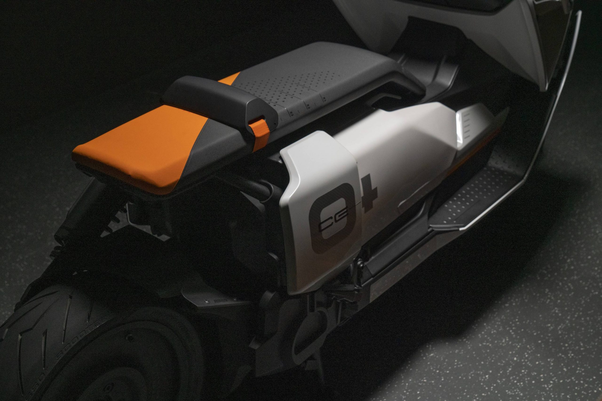 BMW -Motorrad Definition- CE -04- electric – bike (10)