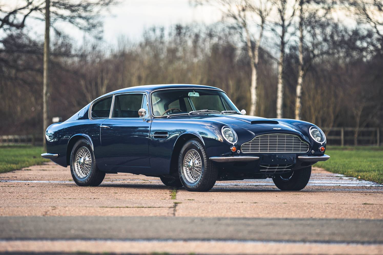 1969-Aston-Martin-DB6-Mk2