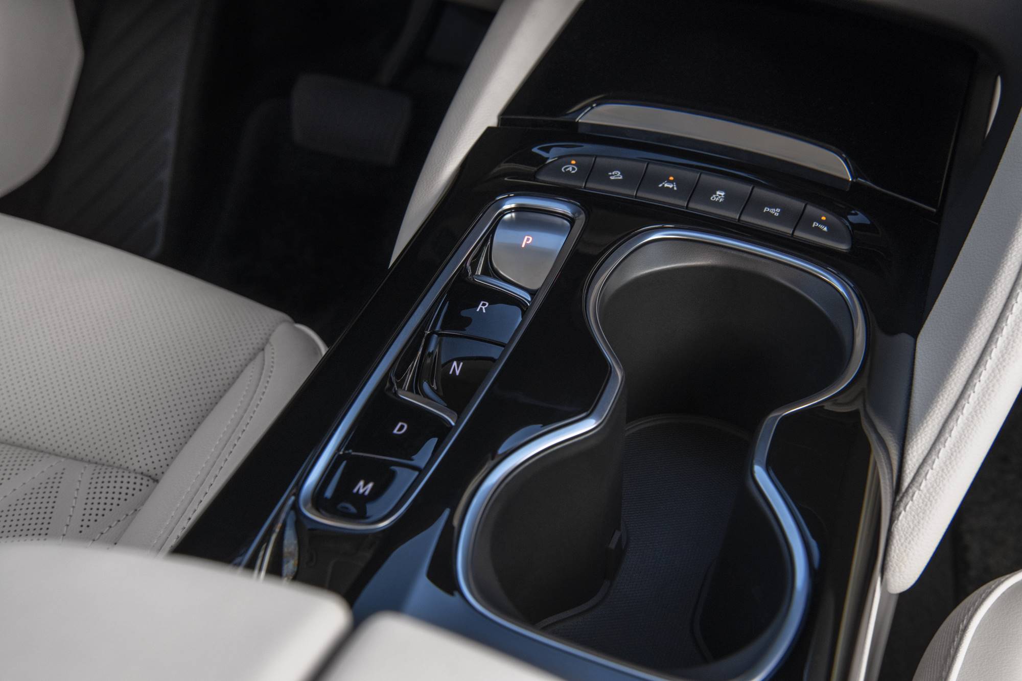 The 2021 Envision is now available in Buick’s successful Aveni