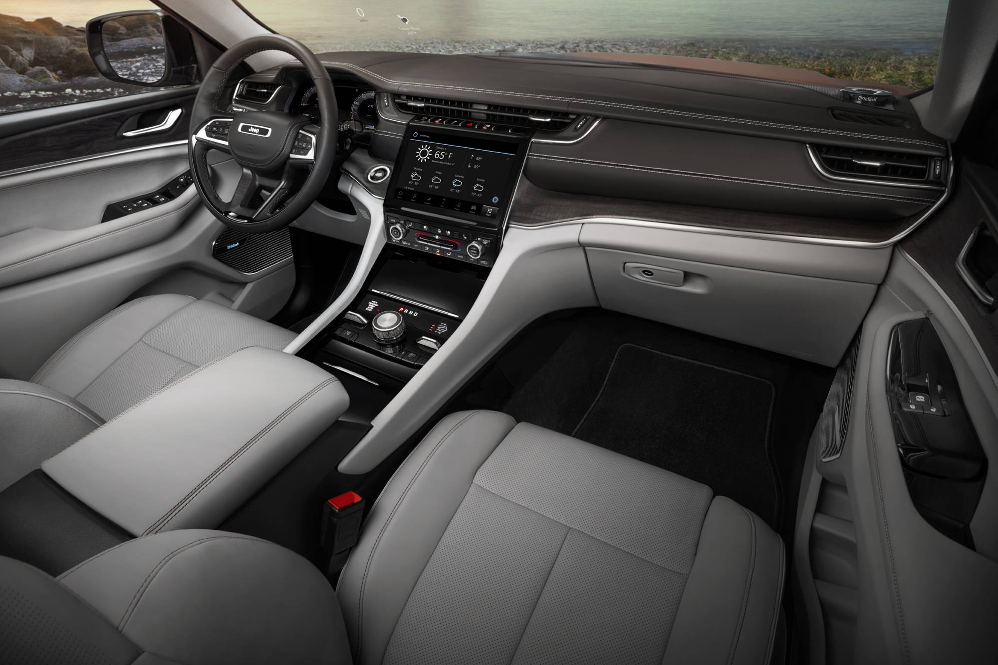 The all-new 2021 Jeep® Grand Cherokee L Overland features a prem