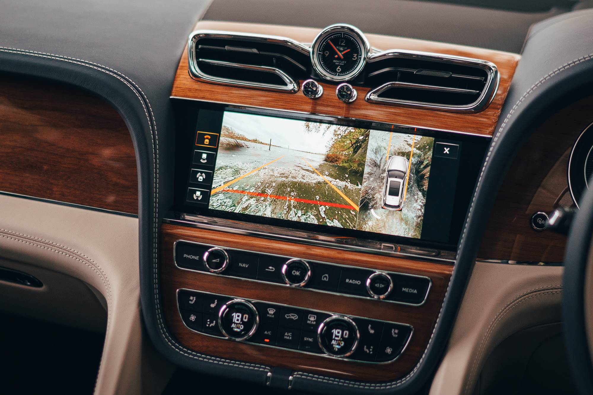 bentley-Bentayga-4×4-Award (4)