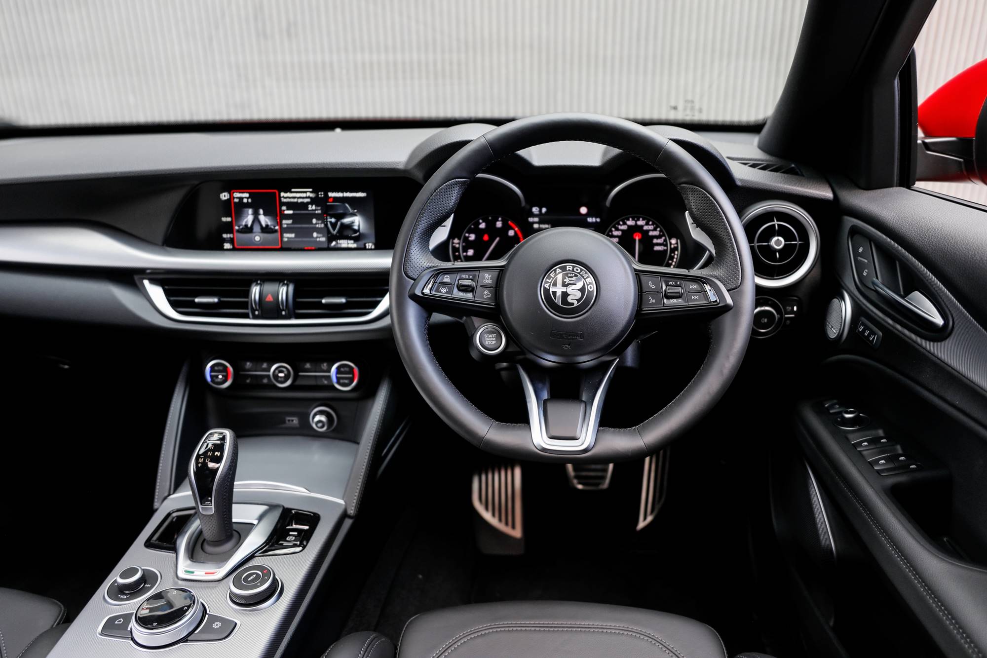 2021-alfa-romeo-STELVIO-sport (3)