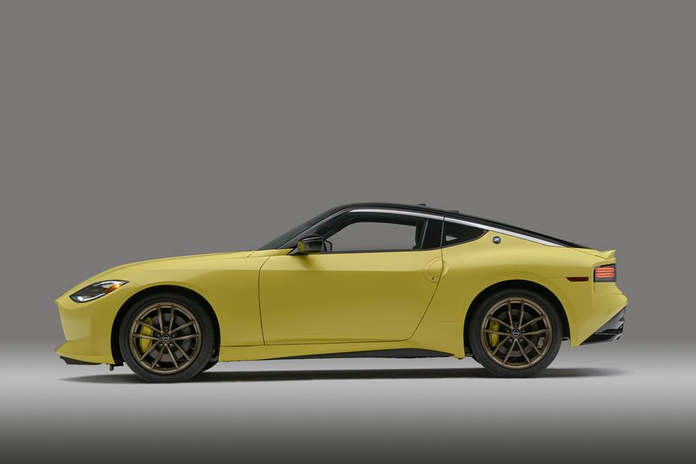 All-New Nissan Z car Details and Pricing Revealed | Gay Car Boys