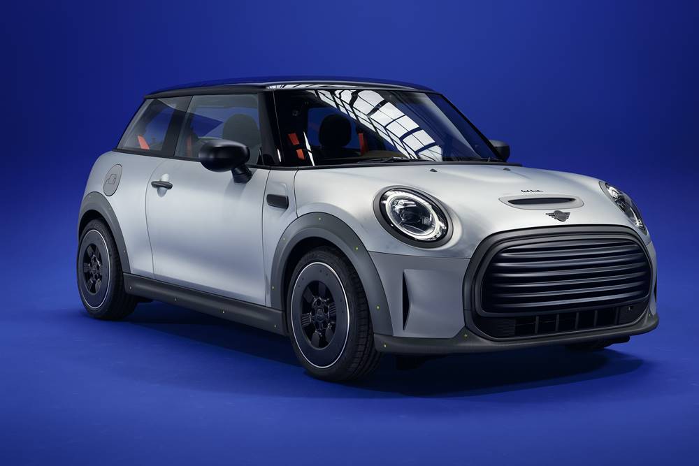 Mini – Strip-by-paul-smith (1)