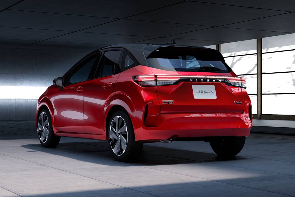 Nissan-NOTE-AURA-design_17 (3)