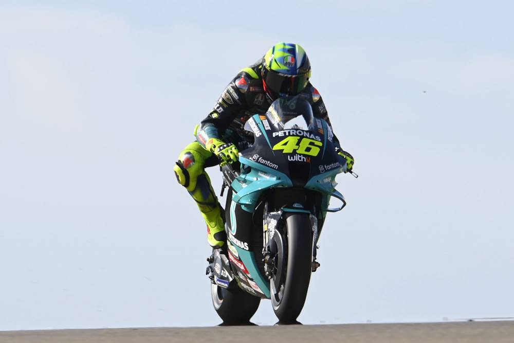 Valentino -Rossi -and -Jake -Dixon -end -Free -Practice- at -warm -MotorLand Aragon (2)