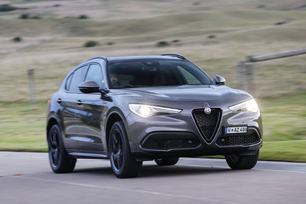 2021-alfa-romeo-stelvio-veloce-q4-review (1)