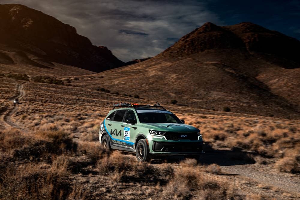 KIA SORENTO PLUG-IN HYBRIDS SNAG SPOTS ON REBELLE RALLY PODIUM