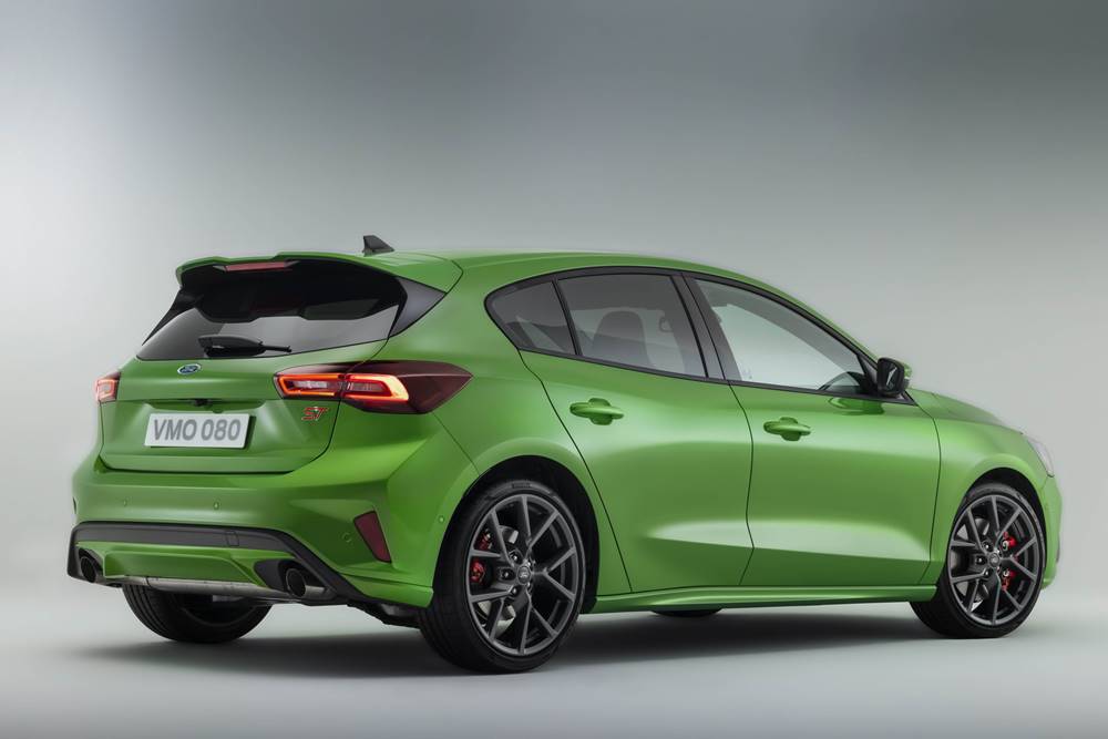 2021_FORD_FOCUS_ST_02copy