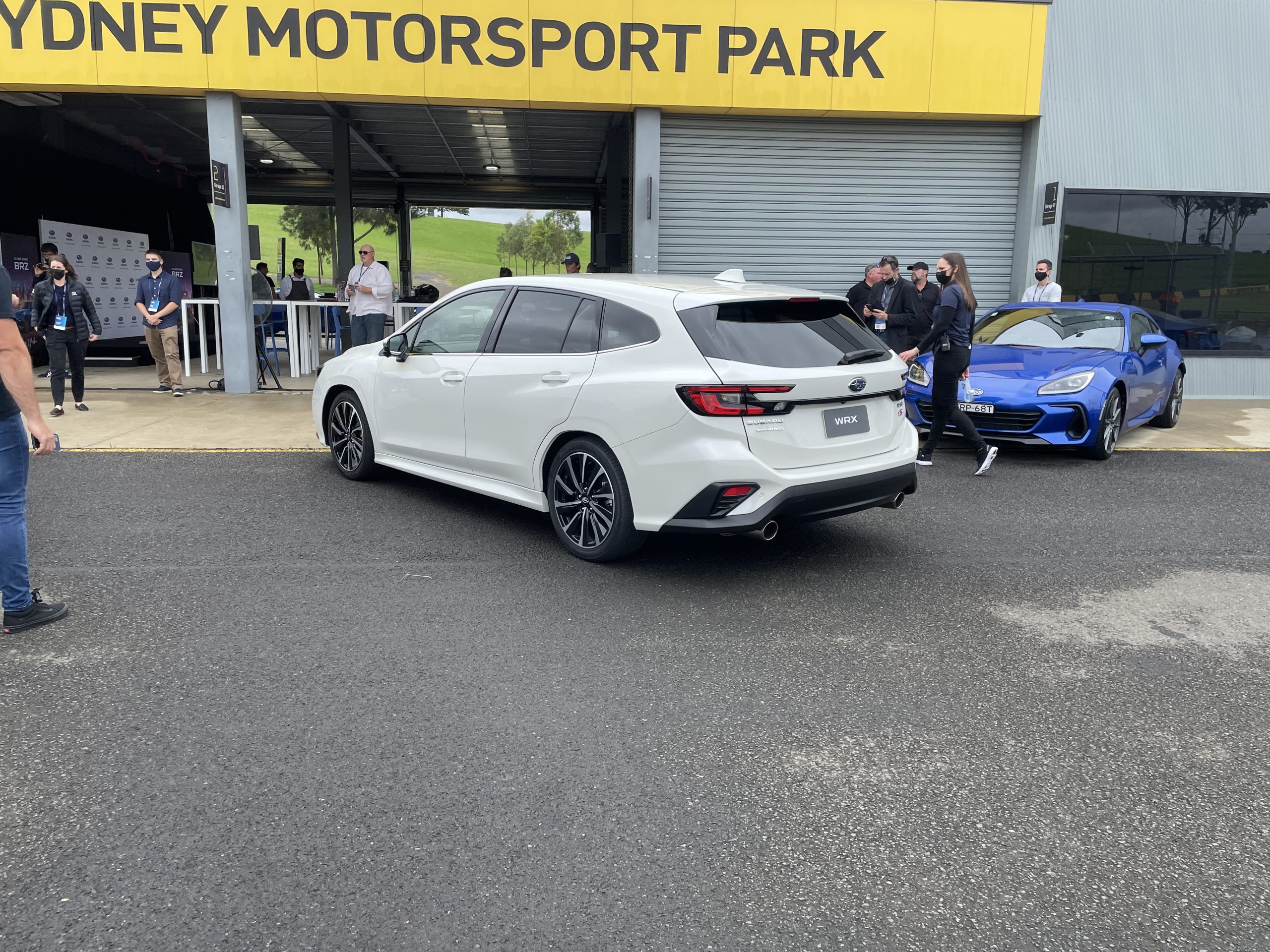 2022-subaru-wrx-sedan-and-wagon (11)