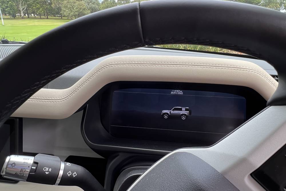 pangea-green-2022-land-rover-defender-90-p300 (9)