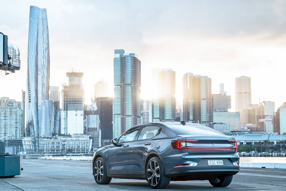 2022-POLESTAR -2 L (1)