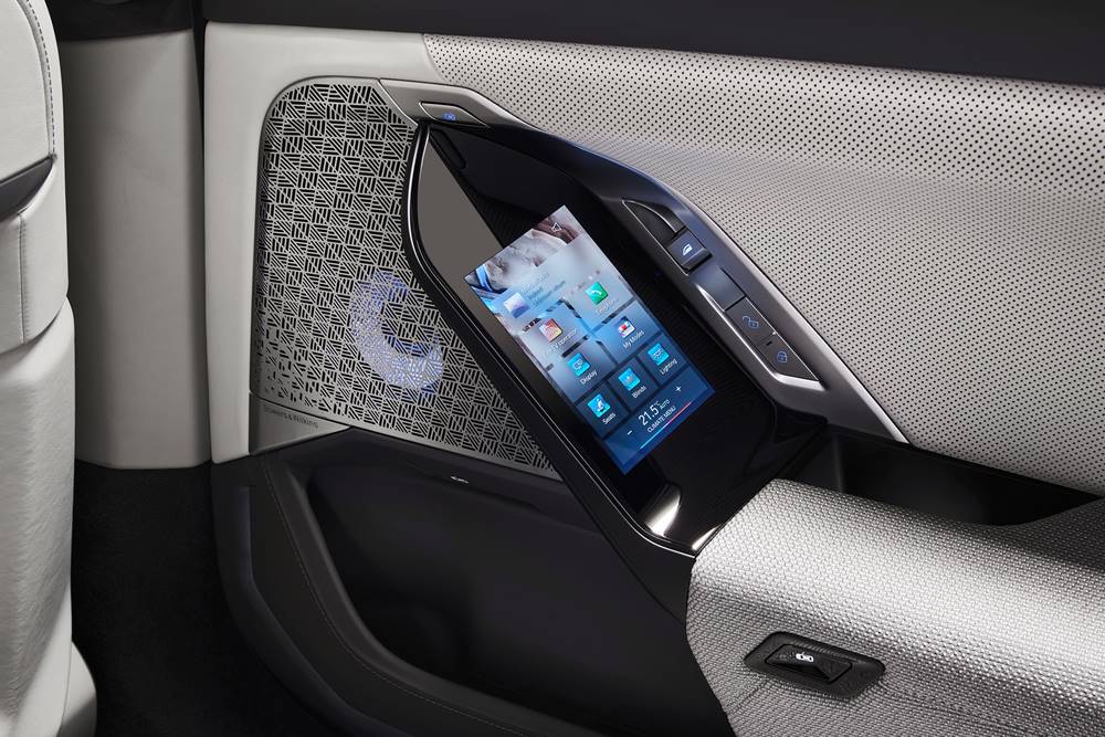 all-new-bmw-7-series-gaycarboys (3)