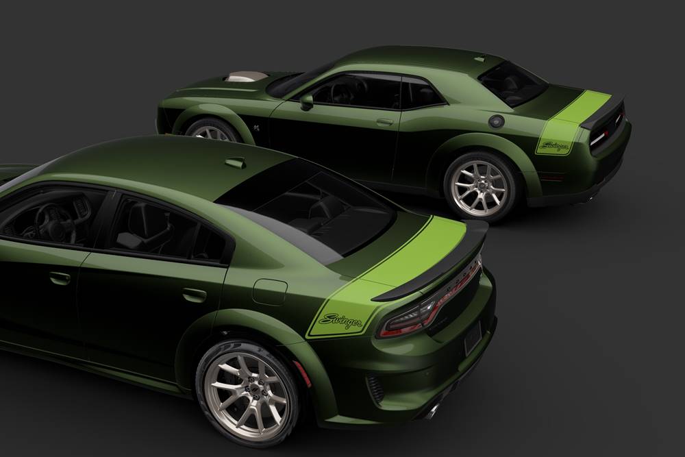 A pair of modern-day “Swingers” with a retro-themed appearance a