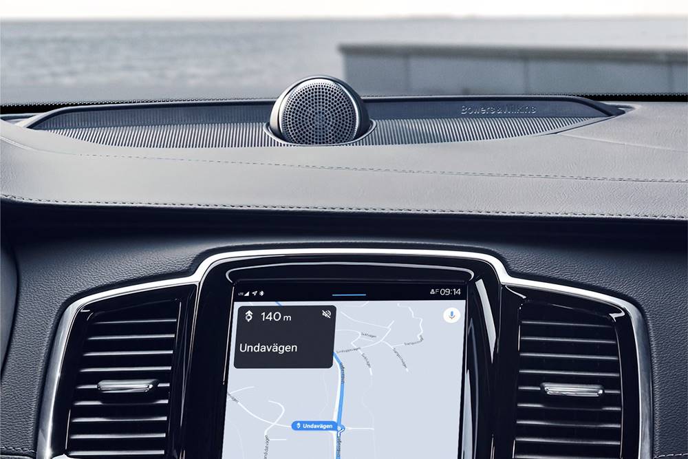 XC90 Recharge interior