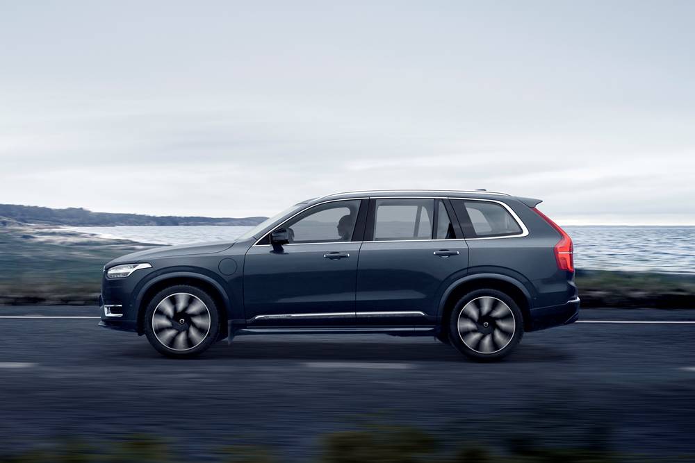 XC90 Recharge T8 AWD, Denim Blue