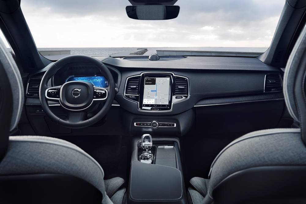 XC90 Recharge interior