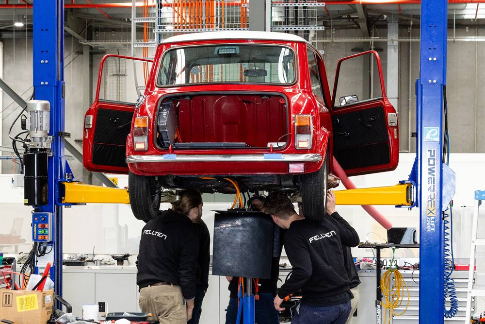 Classic MINI: Electric Conversion (Fellten)