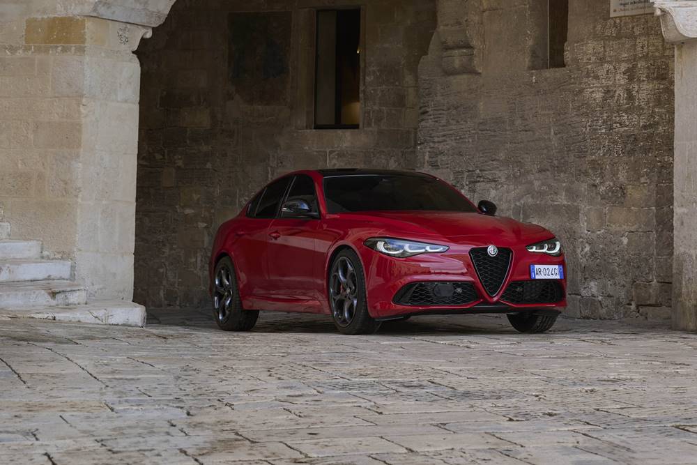 Alfa Romeo Tributo Italiano guilia