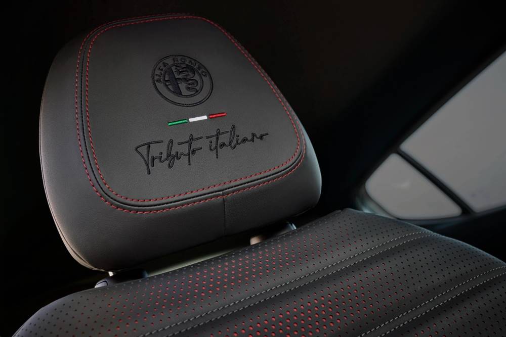 Alfa Romeo Tributo Italiano seat