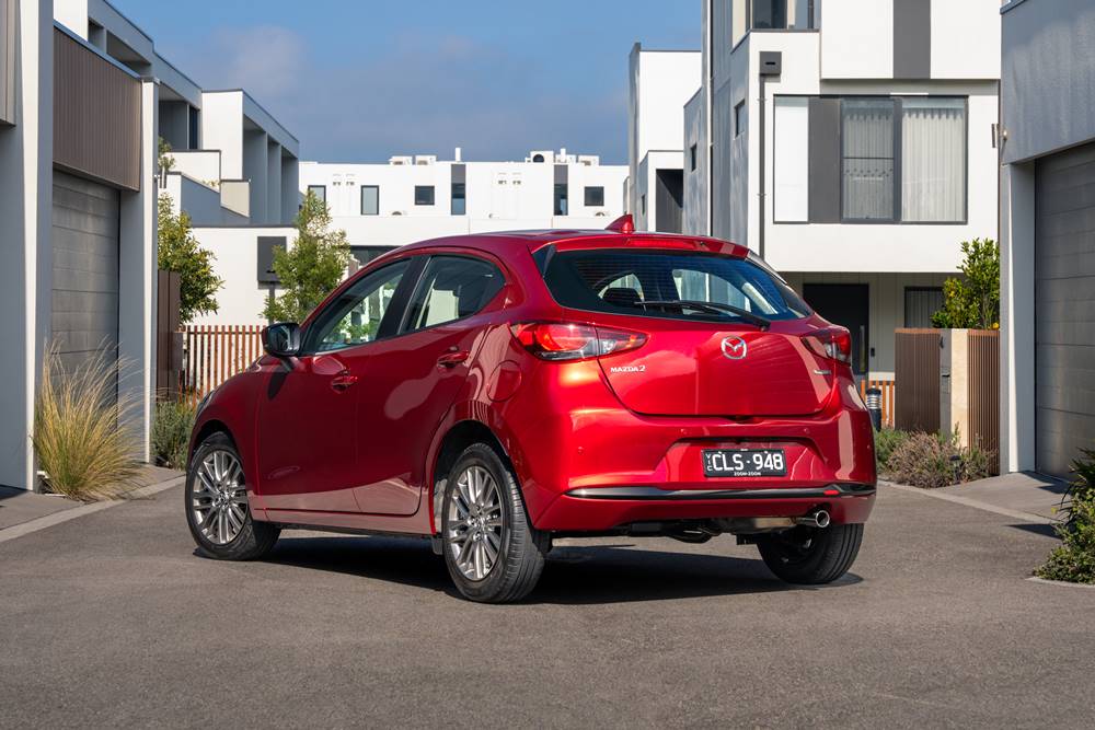 Mazda2_Evolve_SoulRedCrystal-21