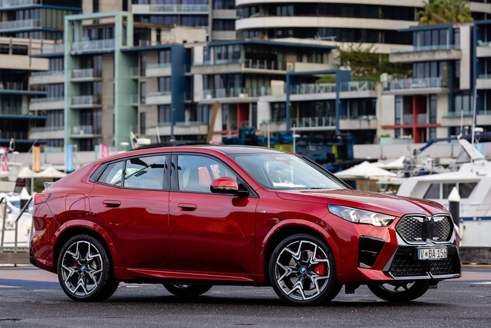 BMW-iX2-xDrive30-and – X2 (5)