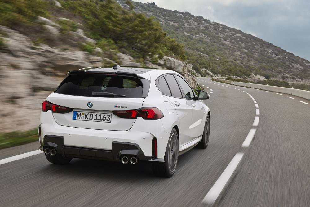 4th generation bmw 1series (2)