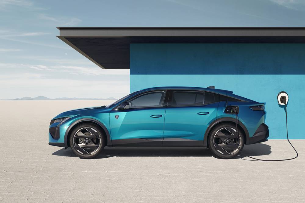 MY24 PEUGEOT 408 PHEV 804606