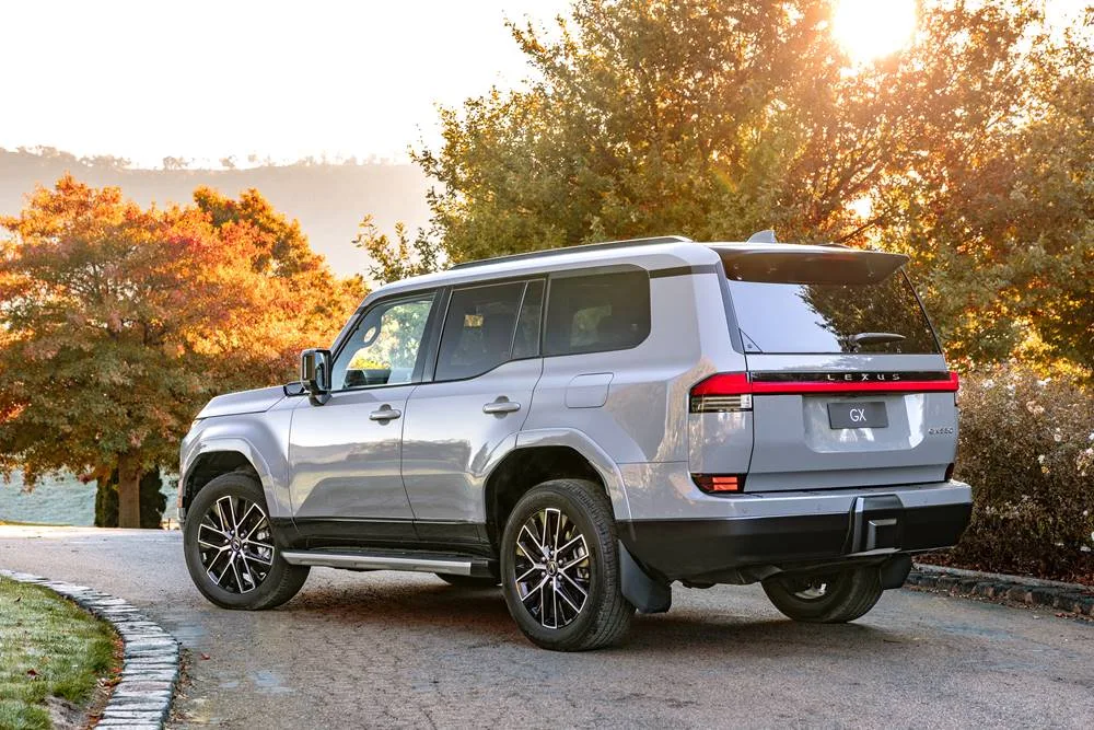 2024 Lexus GX 550 side rearview