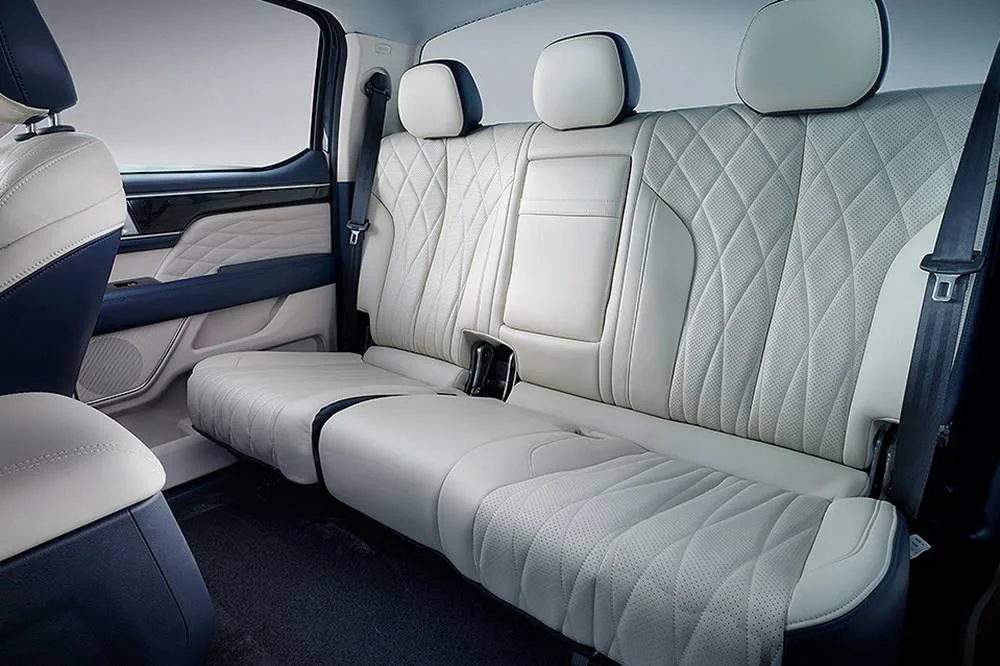 Tunland V7 & V9_Overseas Model back seat