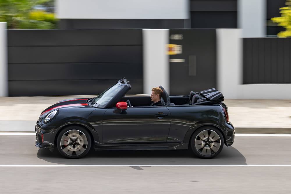 2025-mini-cooper-converti (5)