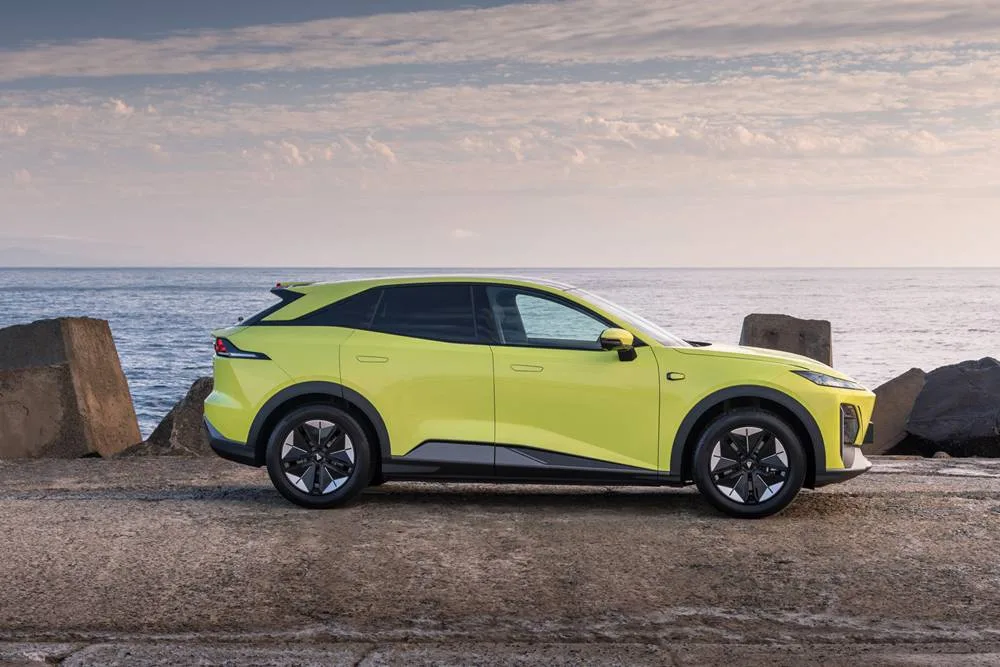 Deepal S07 First Drive 5 Minute Review.