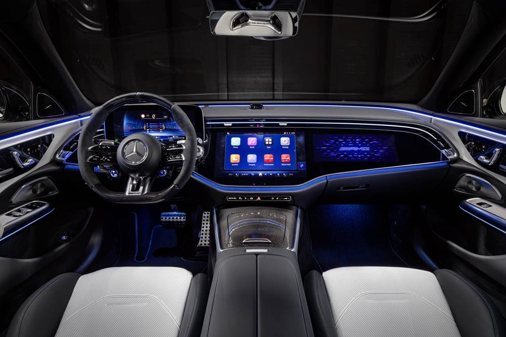 Performance und Effizienz in neuer Kombination: der Mercedes-AMG E 53 HYBRID 4MATIC+
Performance and efficiency in a new combination: the Mercedes-AMG E 53 HYBRID 4MATIC+