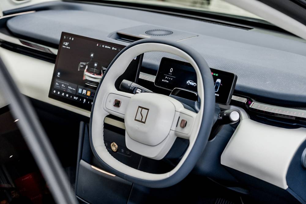 ZEEKR-Sydney_showroom (3)